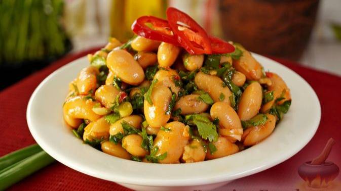 Ароматный и элементарно готовится. САЛАТ ИЗ ФАСОЛИ С ЧЕСНОКОМ