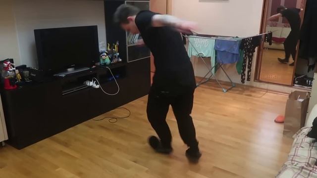 РОДИТЕЛИ ИЗВЕРГИ смотреть онлайн