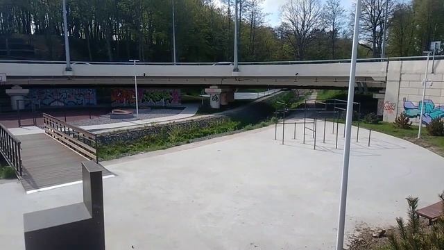 Пионерский, Калининград, 30.04.2025, зарисовка.