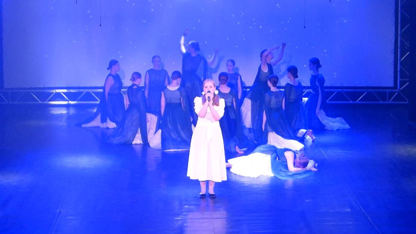 Хореографический коллектив "Виктория", вокальная студия "Форте" - Возвращайся домой смотреть онлайн