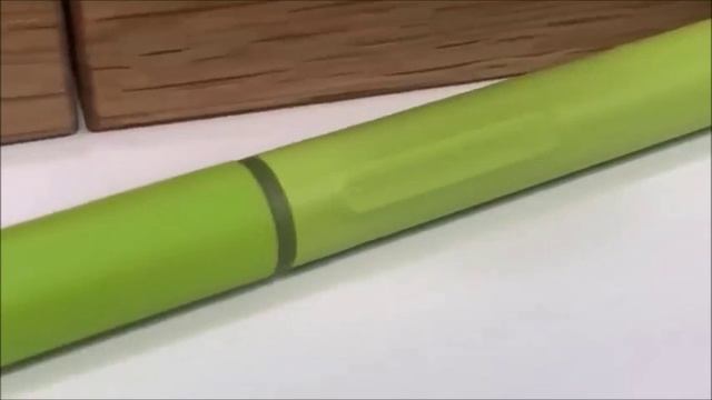 Шариковая ручка с травинками. смотреть онлайн