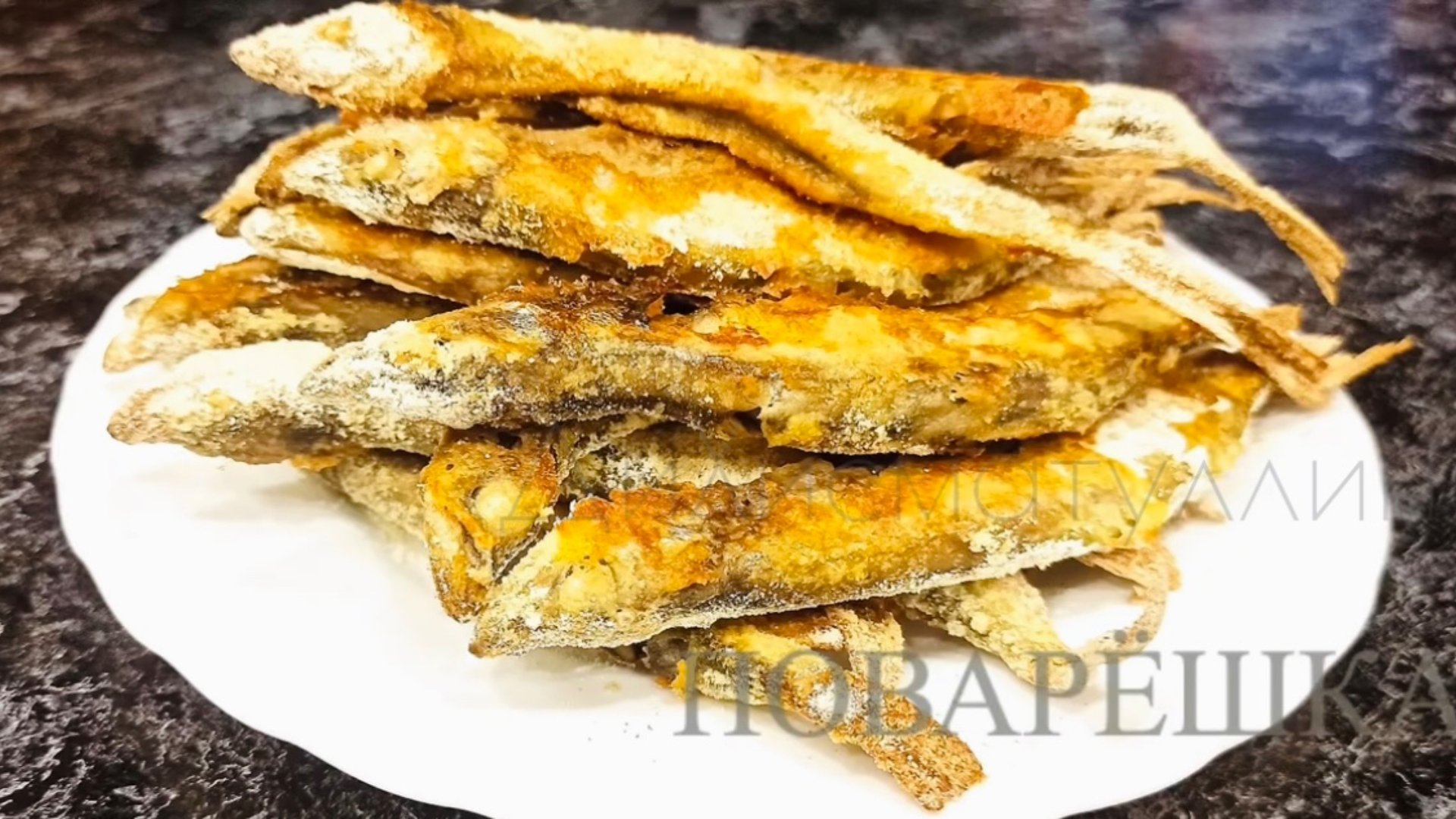 Мойва в духовке с корочкой / Как приготовить вкусную запеченную мойву в духовке (пошаговый рецепт) смотреть онлайн