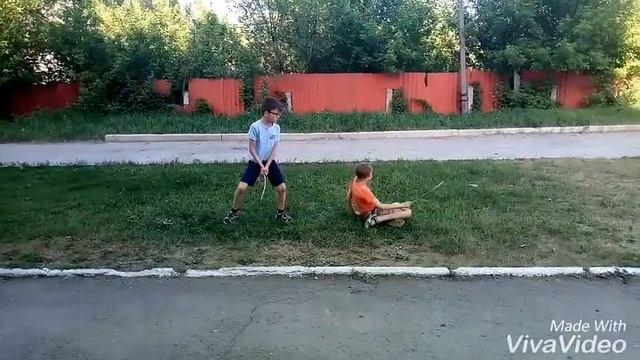 Короче говоря поиграли в шадол Файт в реальной жизни