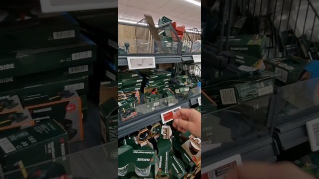 Магазин лидыл в Германии смотреть онлайн