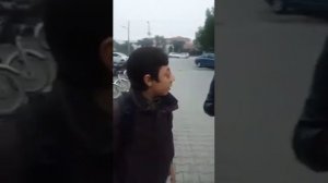 Чувак хочет в туалет