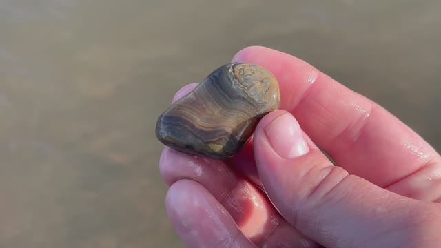 Поиск камней. Кружевной агат и много других находок майских праздников