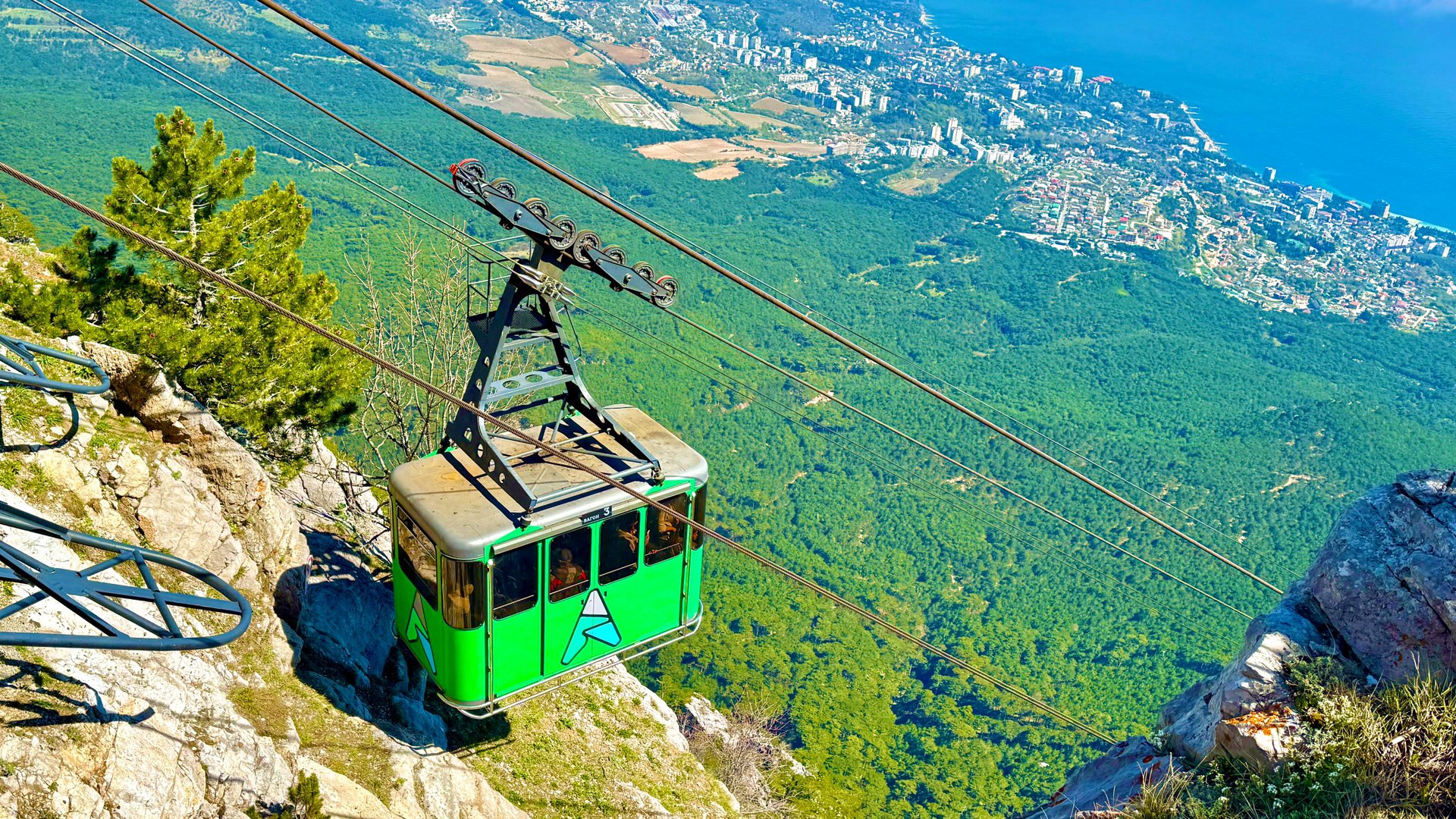 КАНАТНАЯ ДОРОГА на АЙ-ПЕТРИ 2025-Я в ШОКЕ, как она ИЗМЕНИЛАСЬ! Лютый ЦЕННИК! Хребет ТАРАКТАШ! Крым смотреть онлайн