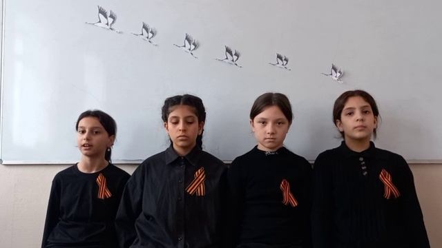 Стихотворение Малышева И. «Девять страничек. Страшные строчки» смотреть онлайн