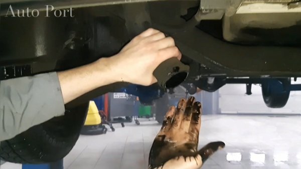 Подборка Жесть на СТО #28-29. Сумасшедшие дворники Ducato! Взрыв пены в ГАЗели.Сгорел редуктор L200.