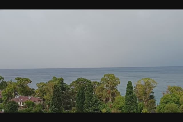 АБХАЗИЯ. ГАГРА. ОКТЯБРЬ. РАЙСКИЙ УГОЛОК.