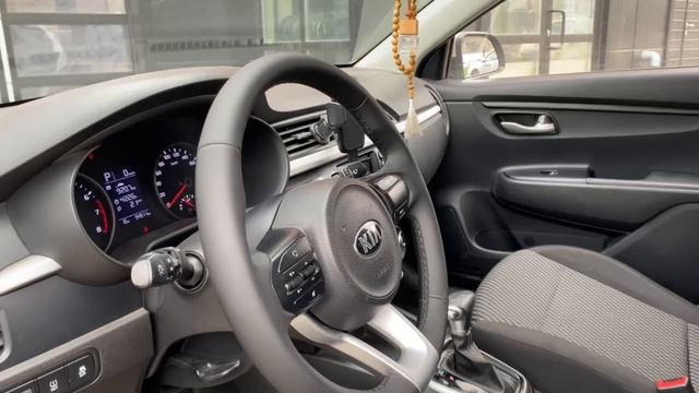 Kia Rio 4. Перетяжка руля смотреть онлайн