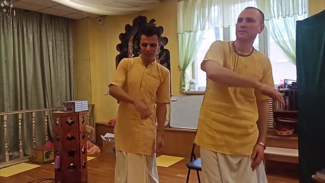 Пачка сигарет кавер. Пачка Вед(Сценка). Вайшнавский фестиваль - Марафон Шрилы Прабхупады.