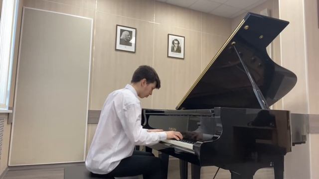 С.С.Прокофьев. Соната N 4 , 1 часть. Исп. Андрианов Михаил