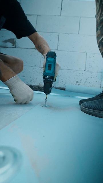 Устройство кровли. Наблюдаем за процессом #строительс смотреть онлайн