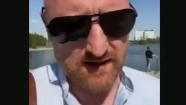 Шок в России. Англичанин не верит своим глазам.