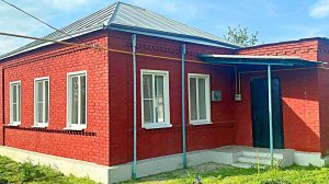 Уютный домик 60 кв.м. 21 соток 2 комнаты. Краснодарский край Новокубанский район станица Советская.