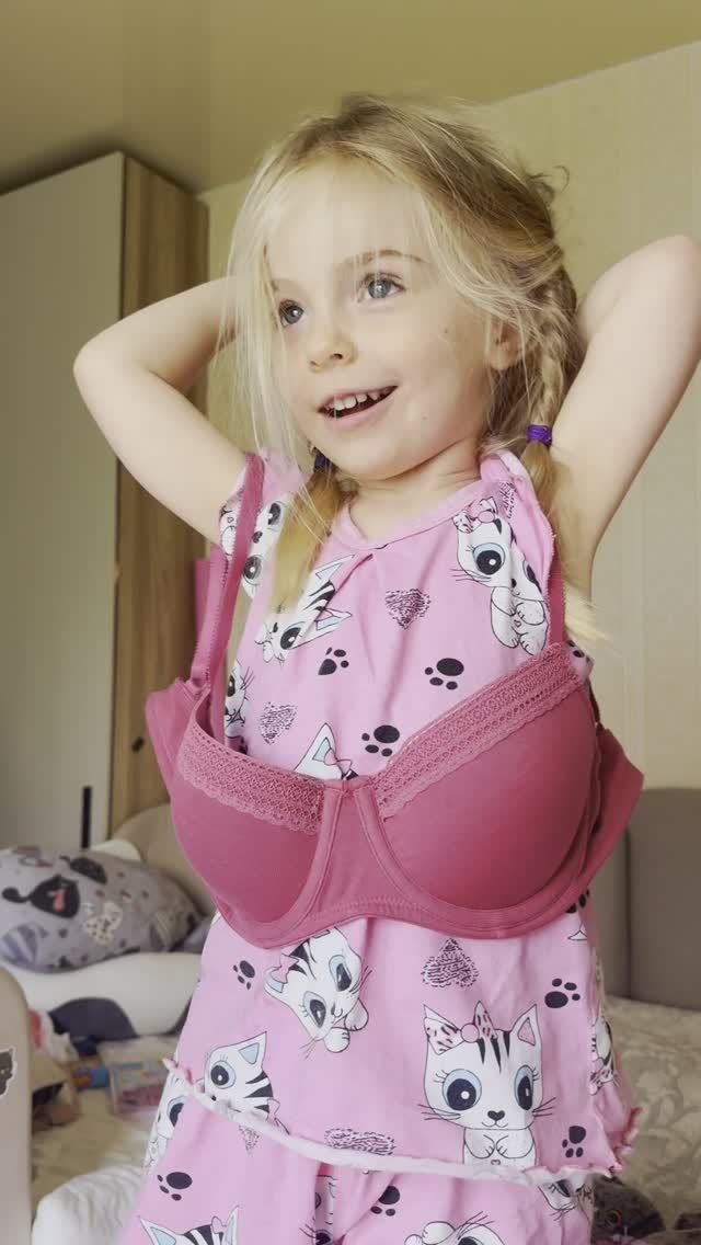 Девочки такие девочки 😂 и так быстро растут смотреть онлайн