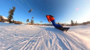 Карвинг на новой трассе Шермонт в Шерегеше.
#сноубординг #сноуборд #сноубордист #snow #snowboarding