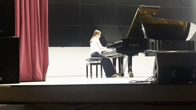 Кемерово, ЦДШИ, Радиковская Виктория - Э. Григ "Вальс" ми минор смотреть онлайн