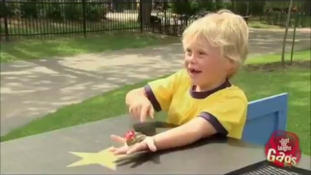 Топ 10 прикольных розыгрышей для смеха.flv смотреть онлайн