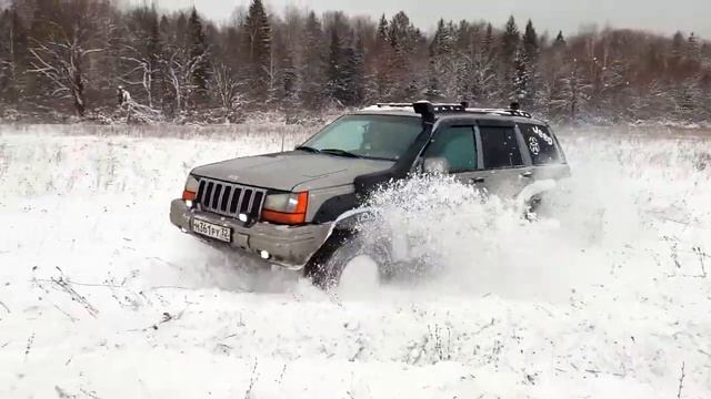 Резьвимся по снежку! смотреть онлайн