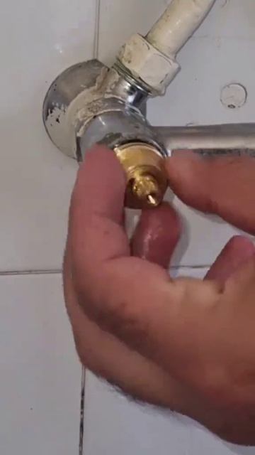 Замена катриджа в смесителе смотреть онлайн