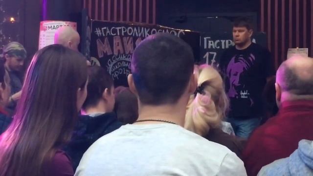 ИНТЕРВЬЮ С ДМИТРИЕМ ГУБЕРНИЕВЫМ / ДУШЕВНЫЙ РАЗГОВОР С КОММЕНТАТОРОМ МАТЧ ТВ смотреть онлайн