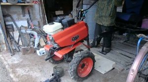 Мотоблок Ока, меняем масло в двигателе. Начинаем новый сезон