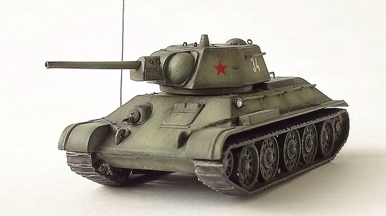 Распаковка и сборка танка Т-34. Посвященного 80-летию Победы в Великой Отечественной войне