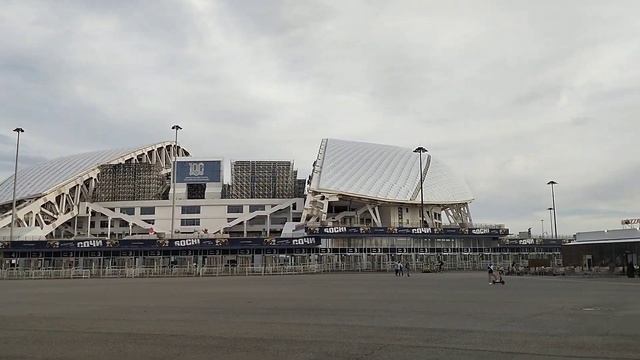 Стадион Фишт и Факел )) смотреть онлайн