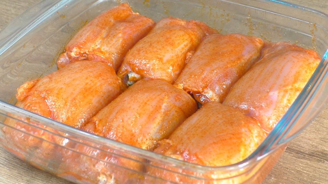 Вкусные и Сочные Куриные Рулетики / Так Готовят Уже Все Мои Родные! Простой рецепт смотреть онлайн