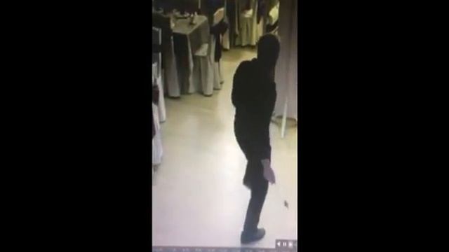 прикол охраннику было скучно смотреть онлайн
