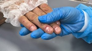 Уход за руками для увлажнения и омоложения с новой СПА системой ROSILAK