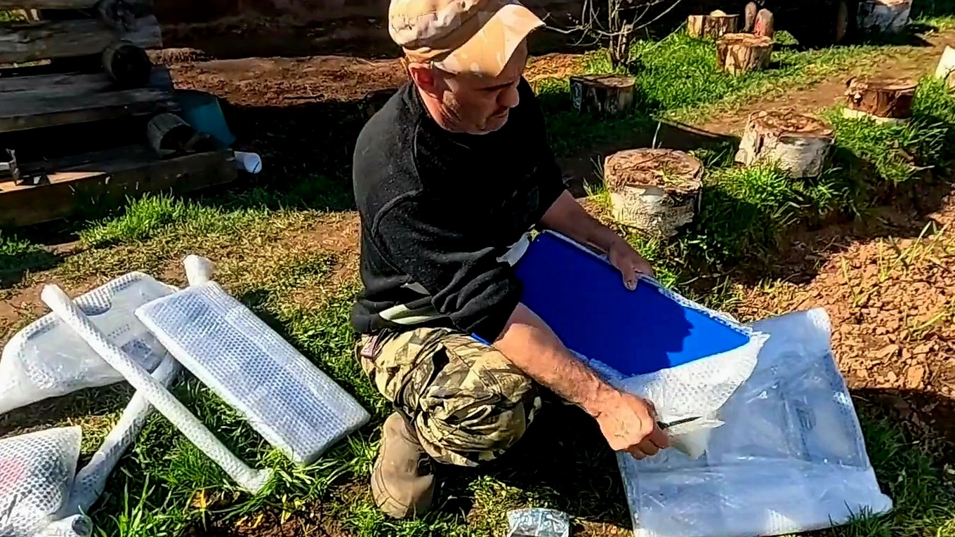 Лёша работает с Крестьянкой, а я отдыхаю... смотреть онлайн