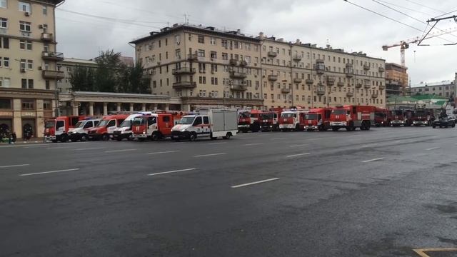 Парад техники городских служб 11.09.2016 смотреть онлайн