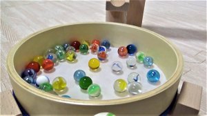 ВИДЕО ДЛЯ ДЕТЕЙ ПРО ШАРИКИ МУЛЬТИКИ ДЛЯ ДЕТЕЙ СМОТРЕТЬ КАНАЛ ИГРАЛКИ-ЗАЛИПАЛКИ