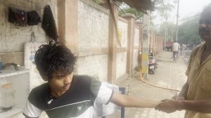 ИНТЕНСИВНЫЙ индийский массаж головы за 1 💵 доллар от УЛИЧНОГО парикмахера