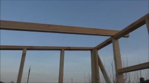 Установка стропил односкатной крыши каркасной котельной.