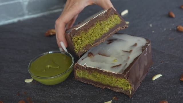 🔥 ТОТ САМЫЙ ДУБАЙСКИЙ ШОКОЛАД — СЕНСАЦИОННЫЙ РЕЦЕПТ! смотреть онлайн