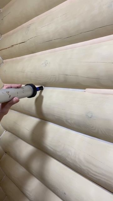 Герметизация швов аккумуляторным пистолетом #древдом смотреть онлайн