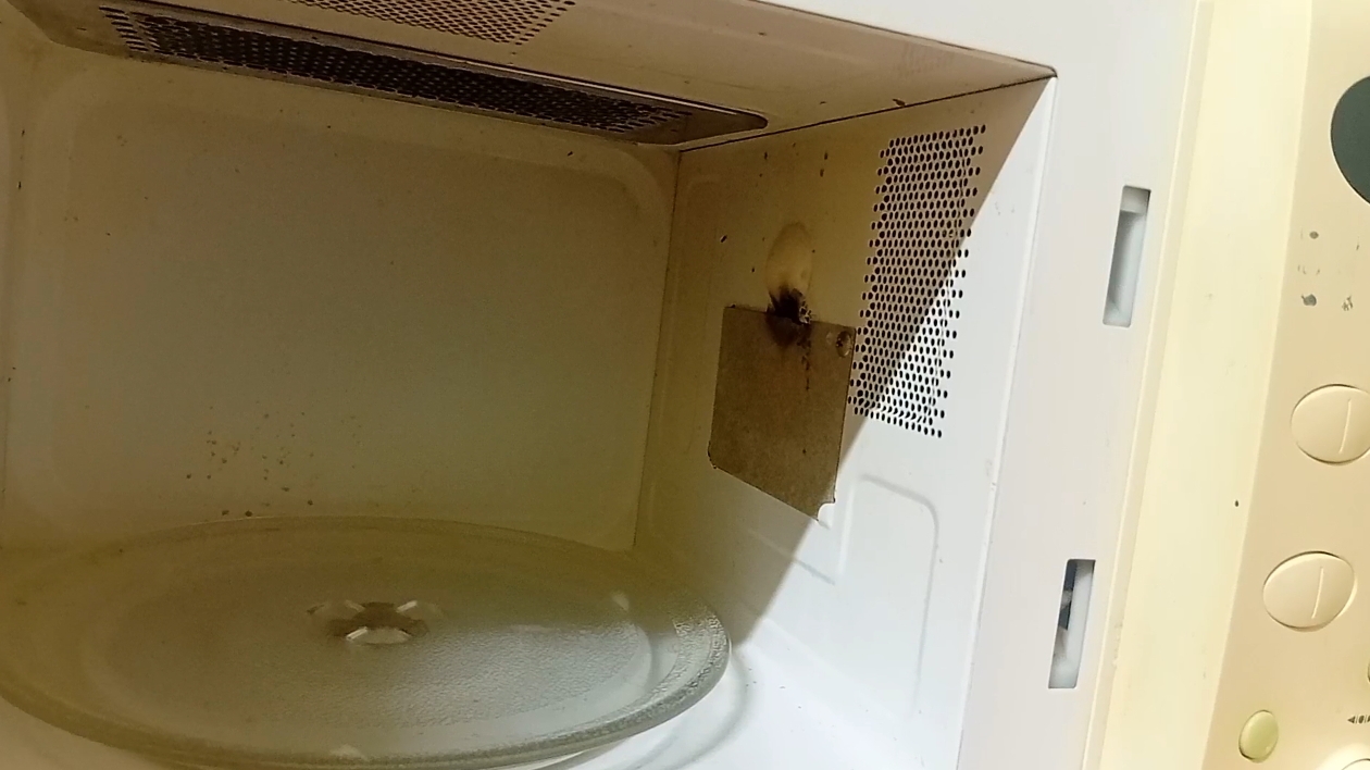 Замена слюды и колпачка магнетрона микроволновой печи смотреть онлайн