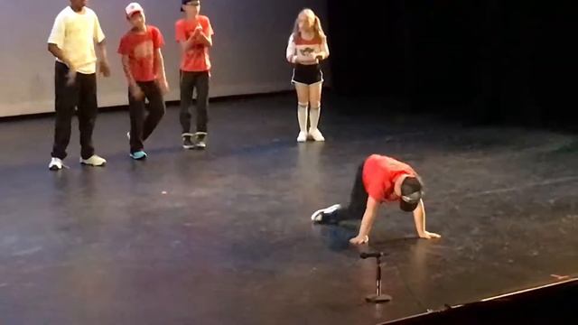 Teresa’s hip hop recital - Тереза та її гіп-гоп концерт смотреть онлайн