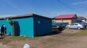 Особенности национальной свадьбы. Отпугиваем злых духов хлопушкой, ставим на подушку, ложку мёда.
