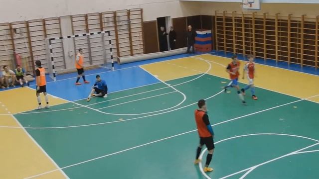 Новогодний Кубок выпускников сдюшор 2 комсомольск 2017 смотреть онлайн