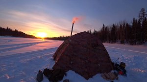 Ночь на озере в палатке. Супер клёв! Они отрывают мормышки!!! Ночной и утренний жор рыбы!