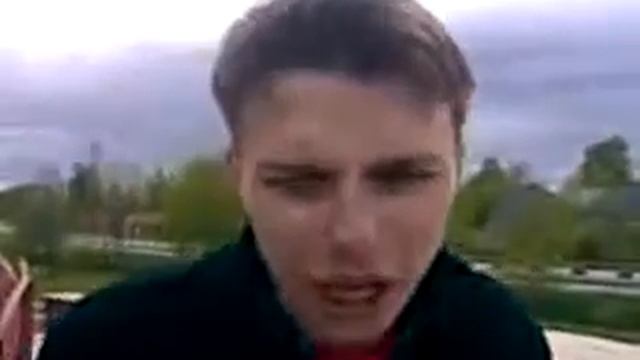 Гопник и батан..XD
