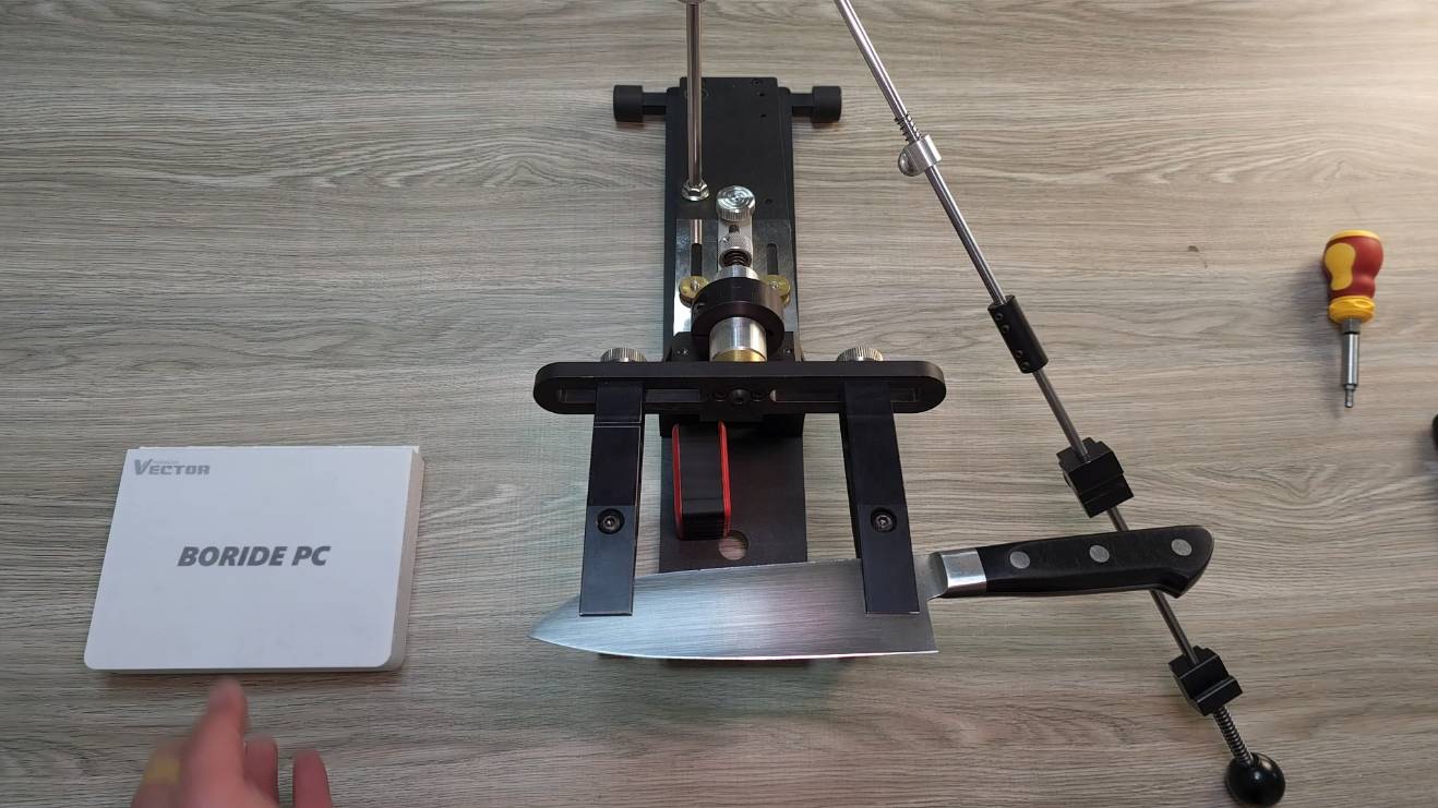 142. Заточка сантоку Tojiro MOV, 11 месяцев в эксплуатации. Boride PC + белая керамика #9000 смотреть онлайн