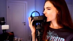 Tangerin EarLicking Asmr