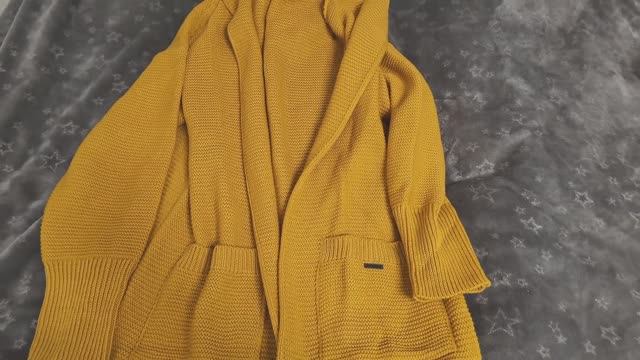 Покупки одежды, для дома и косметики на Озон и ВБ в апреле смотреть онлайн