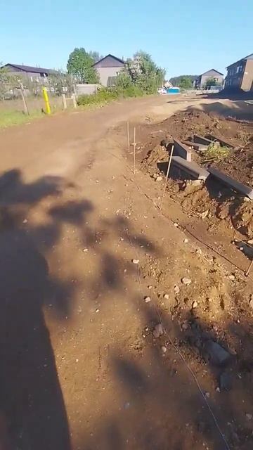 Начинаем работу Будем Ставить бордюр😘😊 Подпишись н? смотреть онлайн